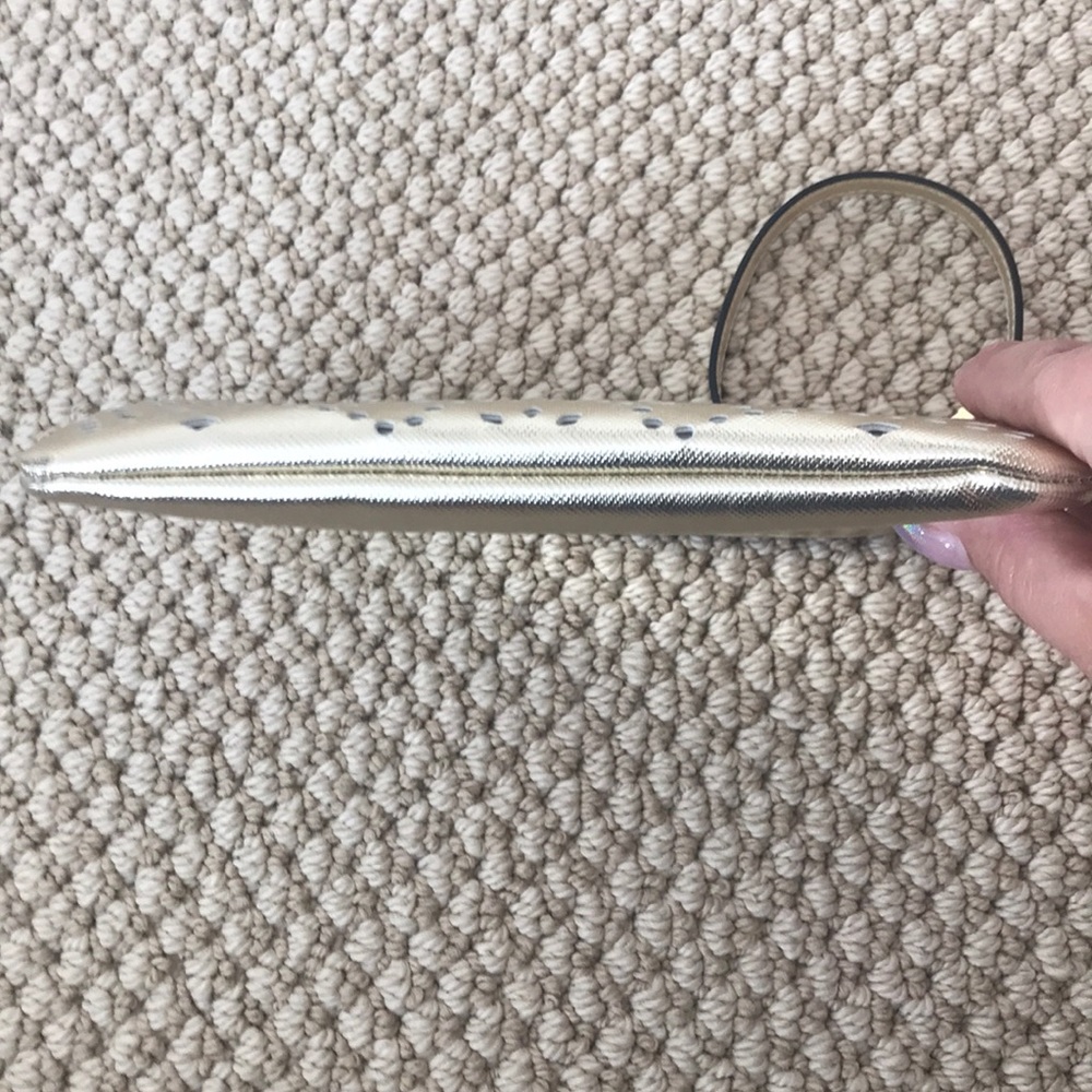 Victoria’s Secret Wristlet - Picture 7 of 8